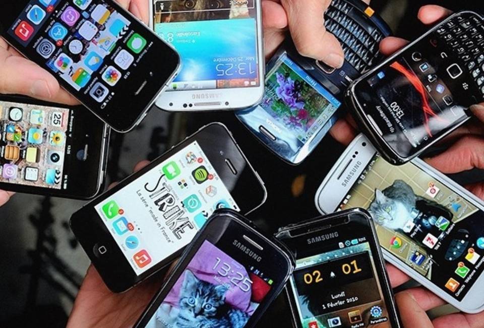 9 смартфонов для школьников до 10 000 рублей | ichip.ru